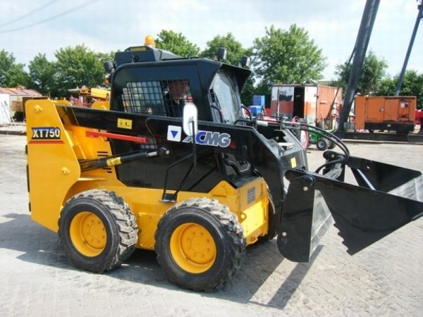 погрузчик XCMG XT750